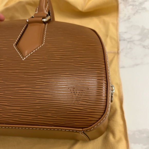 Louis Vuitton Jasmin Epi Leather Bag - Picture 6 of 11